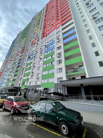 Василя Симоненка вул., 105