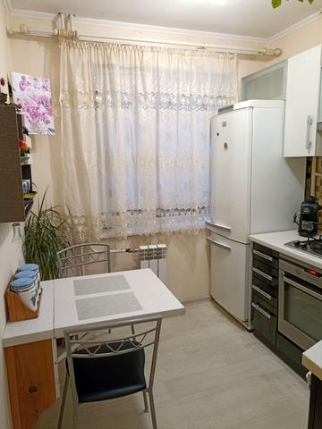 Наукова вул., 4