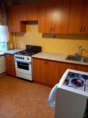 Санаторна вул., 27