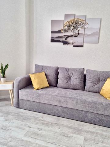 Миру вул., 14