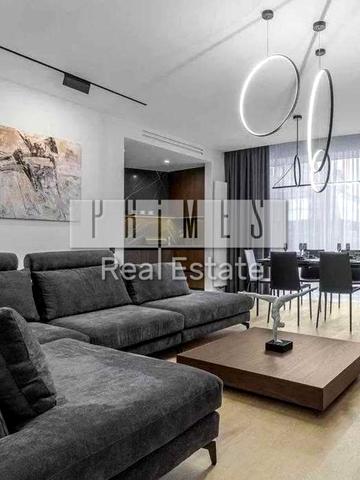 Буслівська вул., 12