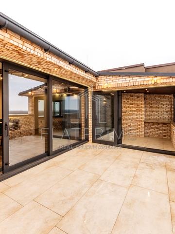 Радистів вул., 34-Н