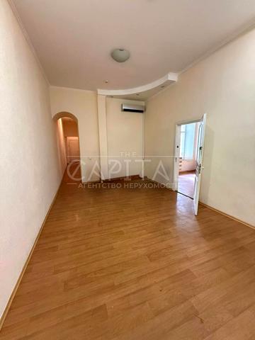 Шота Руставелі вул., 17