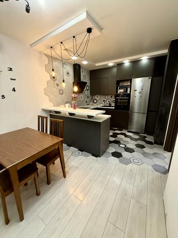 Софії Русової вул., 5