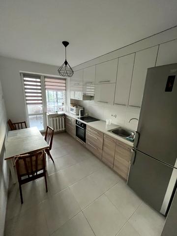 Червоної Калини просп., 76