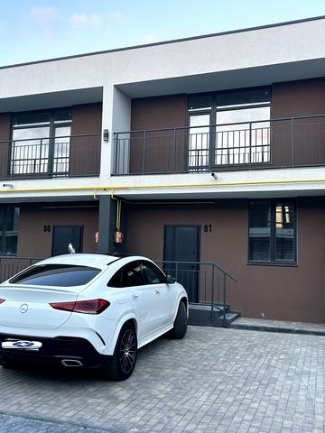 Фруктова вул., 11