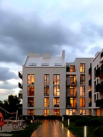 Червоної Калини вул., 8