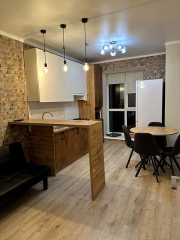 Степана Бандери вул., 15