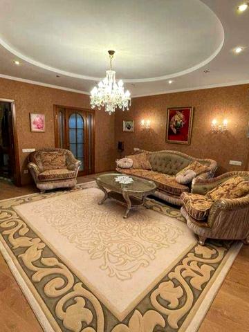 Пилипа Орлика вул. (Паризької Комуни), 26