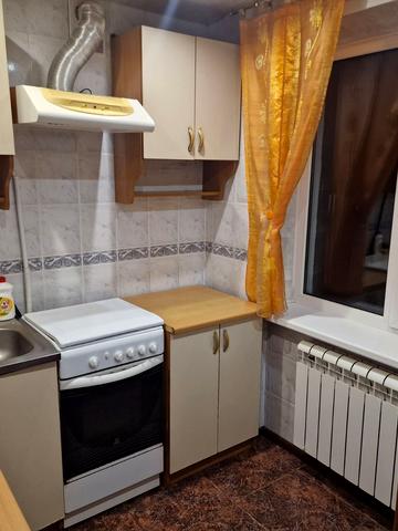 Михайла Грушевського вул., 3