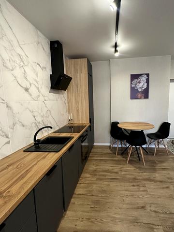 Центральна вул., 21-А