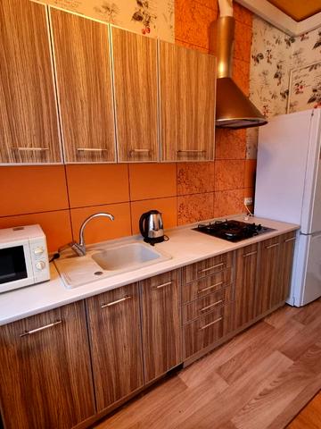 Ярослава Мудрого вул. (Петровського), 38