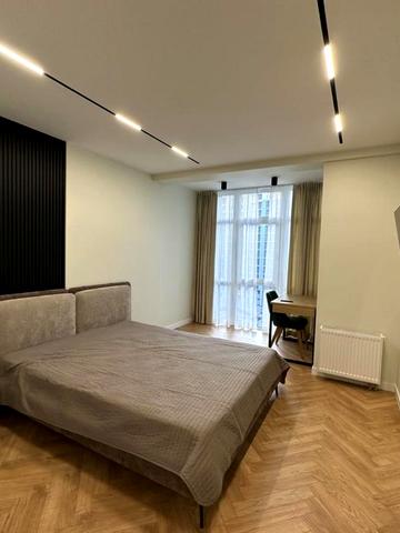 Стрийська вул., (Будинок 11)