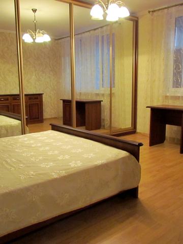 Композитора Мейтуса вул., 4