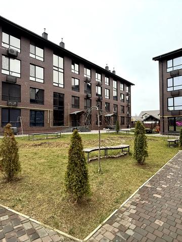 Назарія Яремчука вул., 18