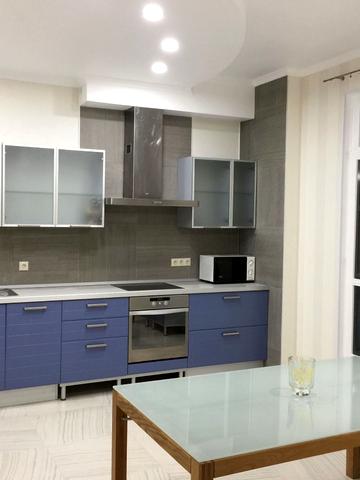 Бульварно-Кудрявська вул. (Воровського), 36