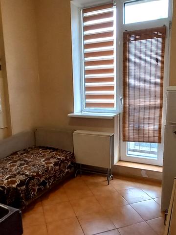 Перлинна вул., 3