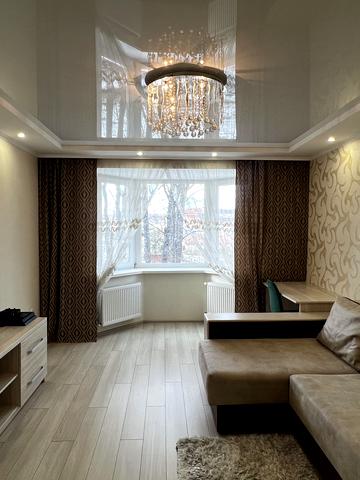 Миколаївська вул., 24