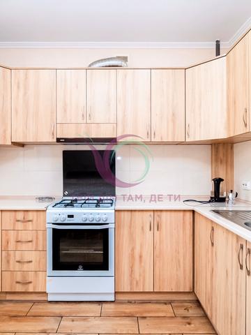 Василя Стуса вул., 30-Б