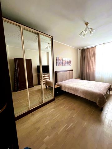 Віталія Скакуна вул. (Академіка Каблукова), 25