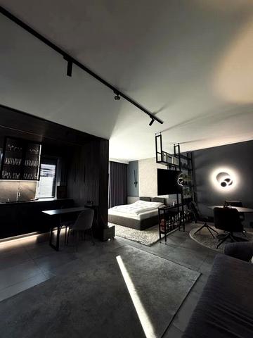 Шота Руставелі вул., 7-Я