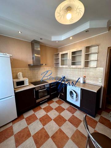 Феодосійський пров., 14