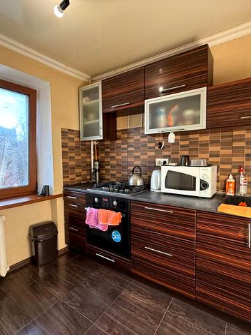 Віталія Скакуна вул. (Академіка Каблукова), 5