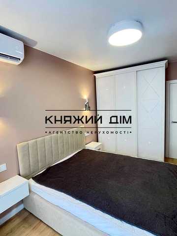 Дніпровська набережна вул., 17-К