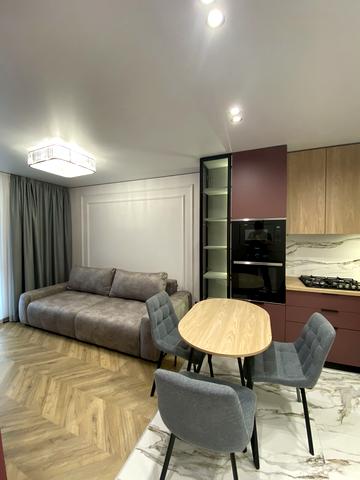 Зелена вул., 204д