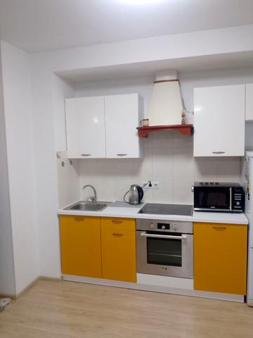 Феодосійська вул., 1