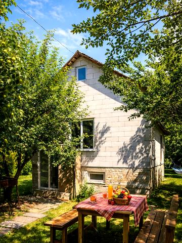 Сонячна вул.