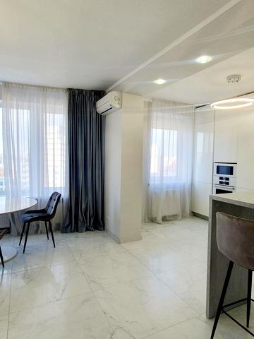 Дніпровська набережна вул., 26-А