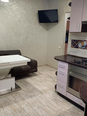 Залізнична вул., 7П