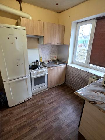 Батумська вул., 60