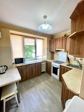 Михайла Паращука вул., 3