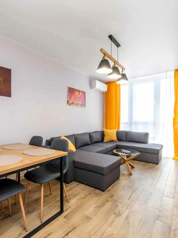 Івана Виговського вул. (Маршала Гречка), 44