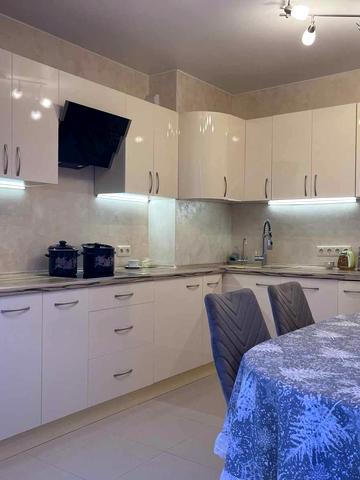 Миколи Закревського вул., 95