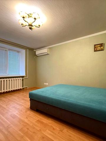 Петра Калнишевського просп. (Косіора), 47