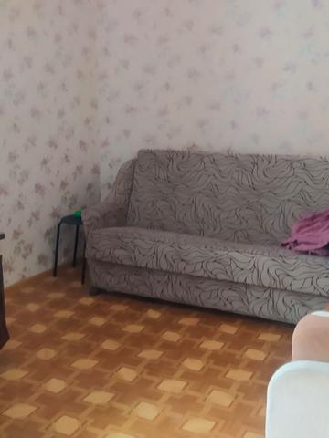 Колонтаївська вул., 15