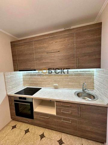 Миру вул., 21