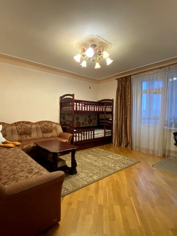 Червоної Калини просп., 64