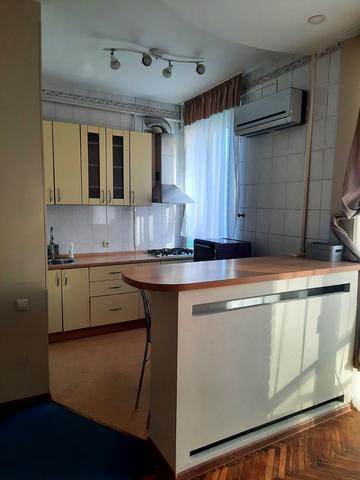 Січових Стрільців вул. (Артема), 103