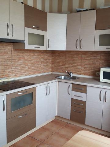 Тростянецька вул., 49