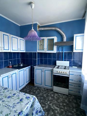 Михайла Грушевського просп., 163