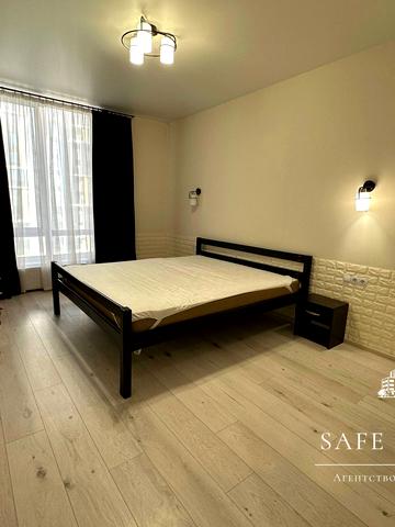 Паркова вул., (Будинок 2)