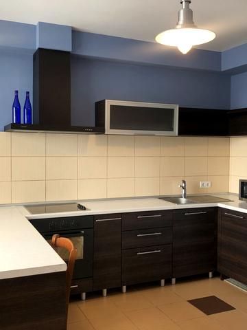 Михайла Гришка вул., 9