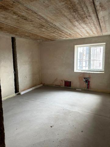 Урожайна вул., (Будинок 1)