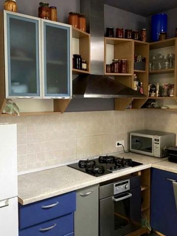 Дмитра Яворницького просп. (Карла Маркса), 72