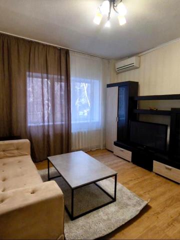 Хорива вул., 33