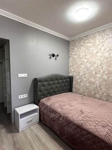 Петра Калнишевського вул. (Михайла Майорова), 6